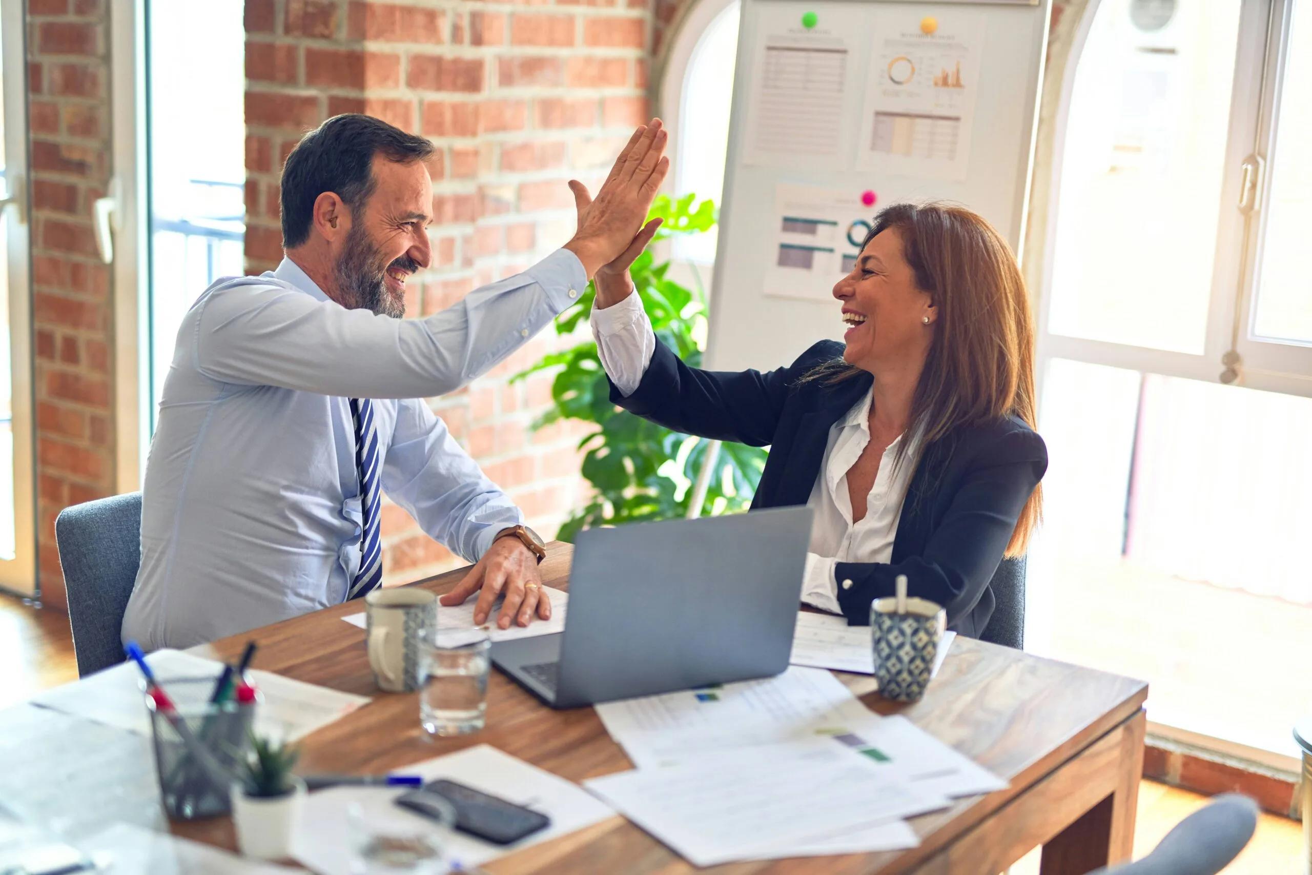 AI vs. Human Customer Service: How to Find the Perfect Balance for Your Team
